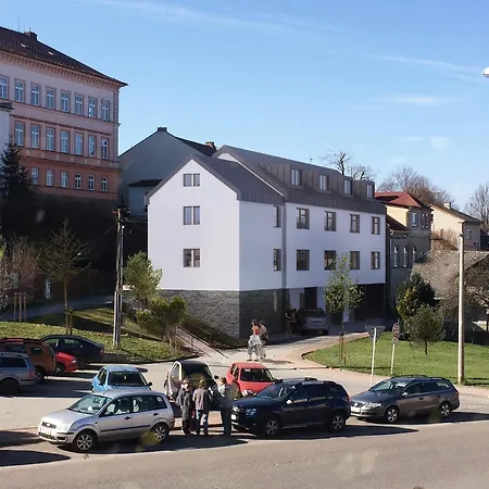 Lanskroun Apartmany V Centru Exterior photo